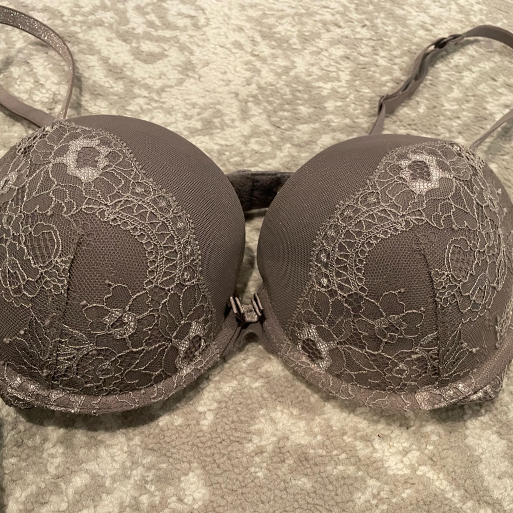 H & M 34 C Taupe Lace push up bra size small thong panty set.